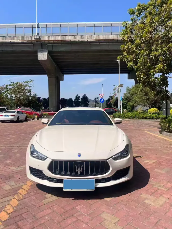2018 Maserati Ghibli 3.0T 350HP V6 8AT,autocango,china used car exporter,china ev exporter,chinese used car exporter,chinese used ev exporter