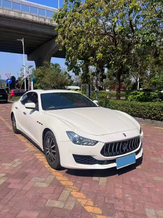 2018 Maserati Ghibli 3.0T 350HP V6 8AT,autocango,china used car exporter,china ev exporter,chinese used car exporter,chinese used ev exporter