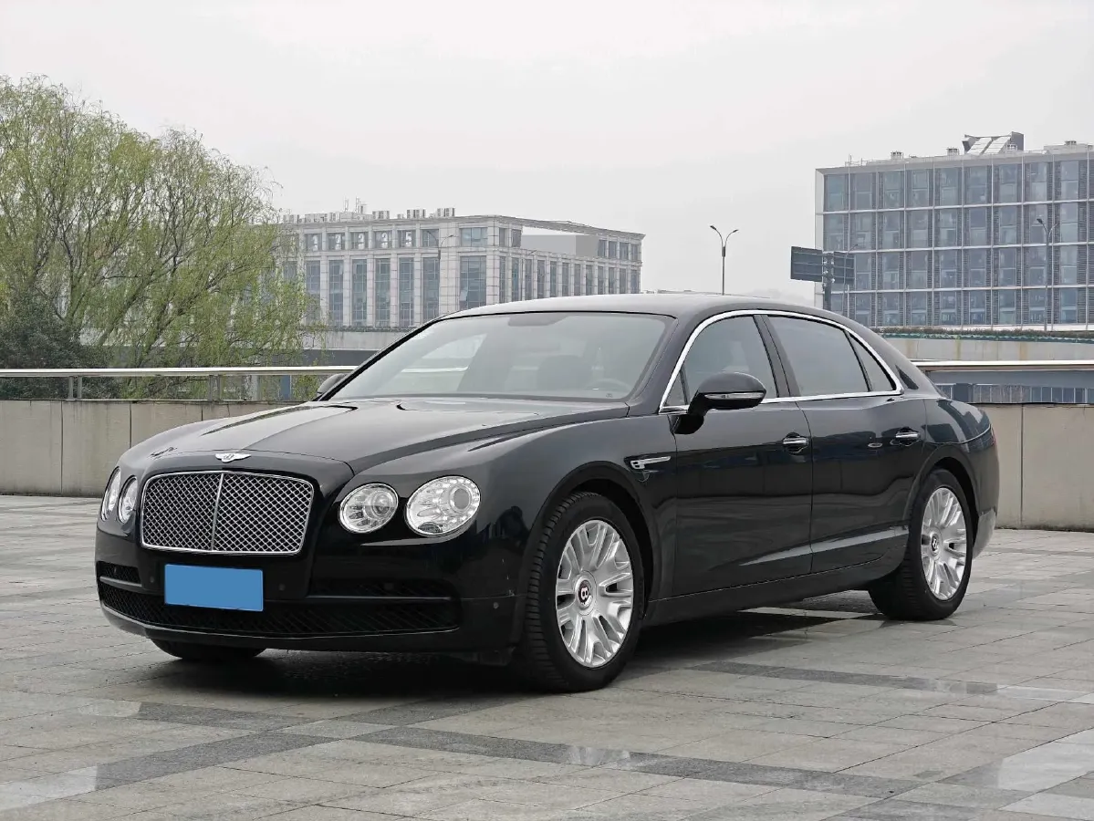 2016 Bentley Flying Spur 4.0T 507HP V8 8AT,autocango,china used car exporter,china ev exporter,chinese used car exporter,chinese used ev exporter