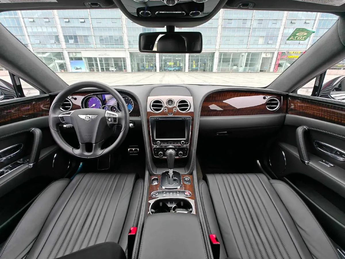 2016 Bentley Flying Spur 4.0T 507HP V8 8AT,autocango,china used car exporter,china ev exporter,chinese used car exporter,chinese used ev exporter