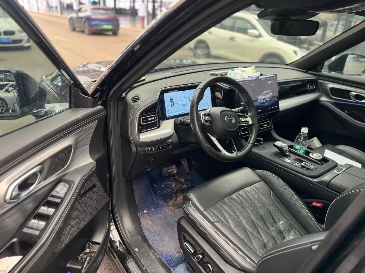 2022 GAC Trumpchi GS8 2.0T 252HP L4 8AT,autocango,china used car exporter,china ev exporter,chinese used car exporter,chinese used ev exporter