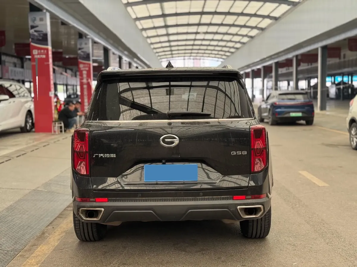 2022 GAC Trumpchi GS8 2.0T 252HP L4 8AT,autocango,china used car exporter,china ev exporter,chinese used car exporter,chinese used ev exporter