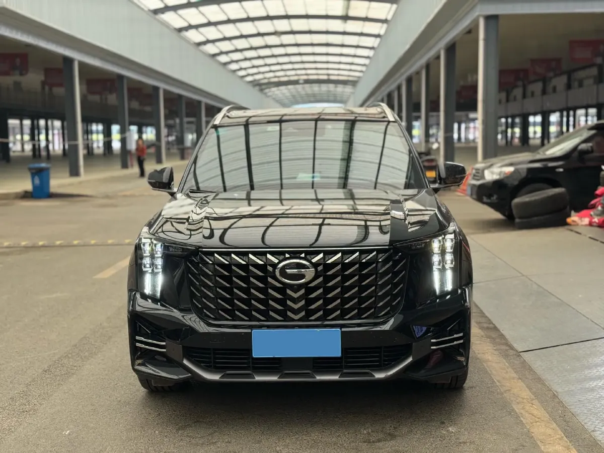 2022 GAC Trumpchi GS8 2.0T 252HP L4 8AT,autocango,china used car exporter,china ev exporter,chinese used car exporter,chinese used ev exporter