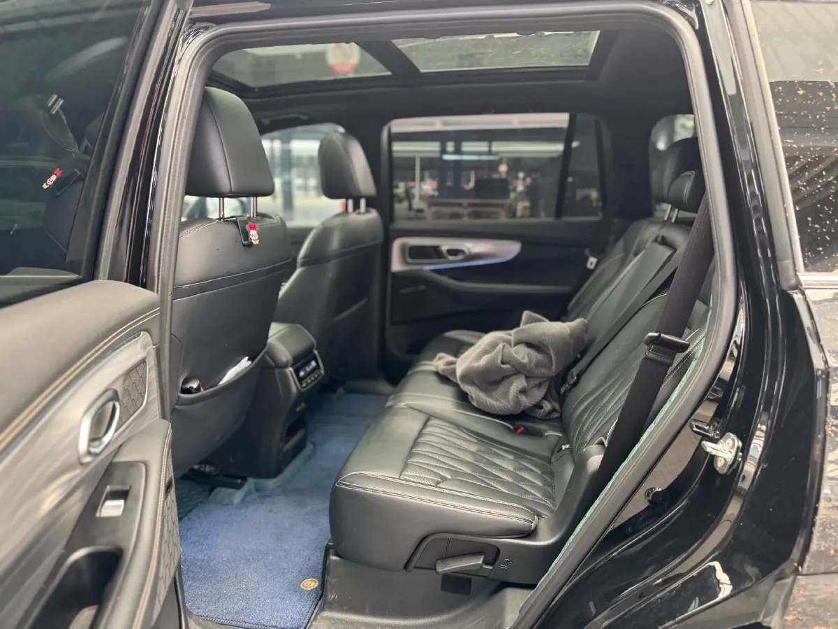 2022 GAC Trumpchi GS8 2.0T 252HP L4 8AT,autocango,china used car exporter,china ev exporter,chinese used car exporter,chinese used ev exporter