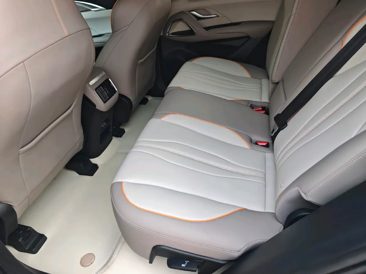 2024 BYD Song Pro 1.5L 110HP L4 E-CVT PHEV 18.3KWH,autocango,china used car exporter,china ev exporter,chinese used car exporter,chinese used ev exporter