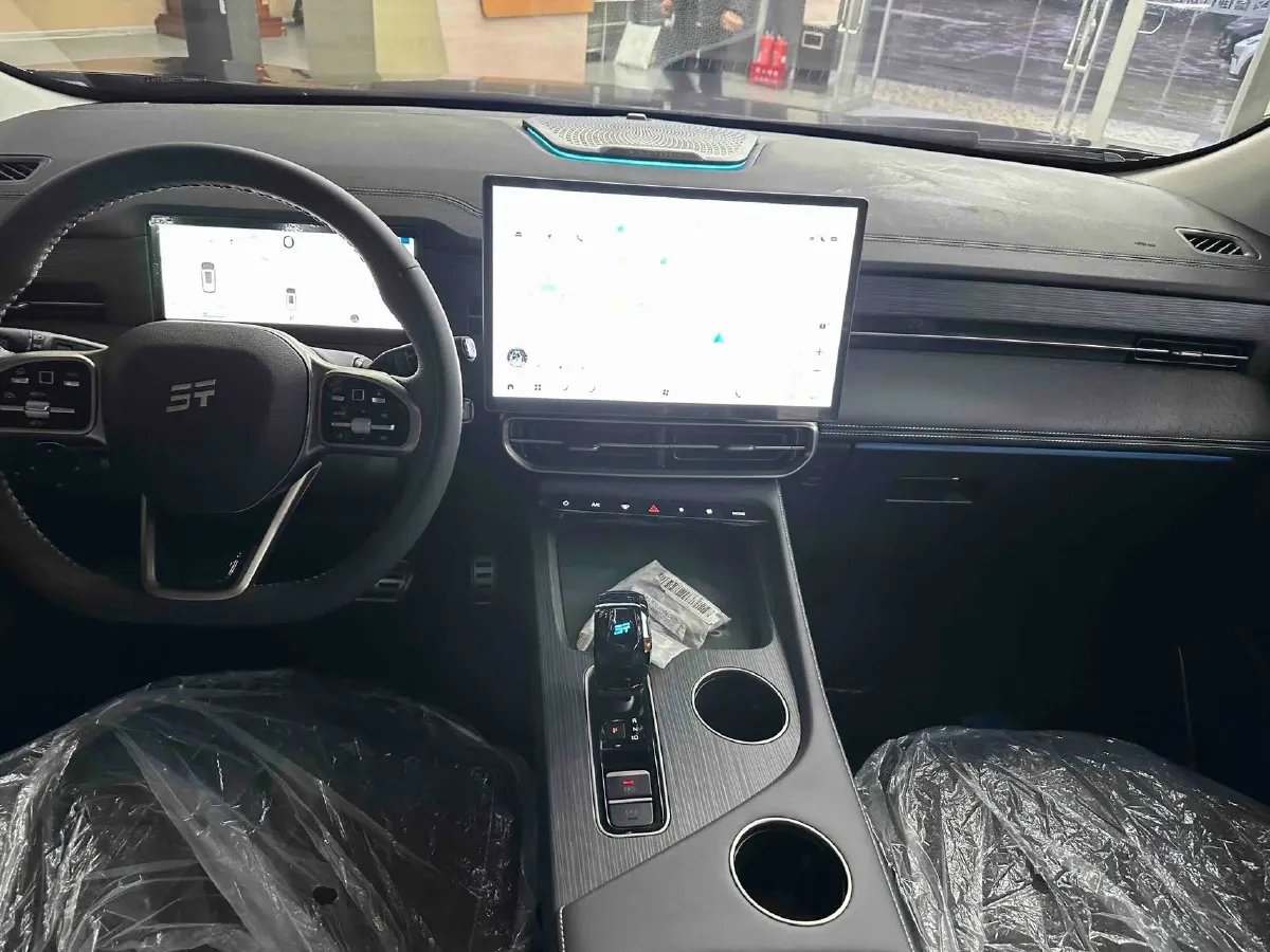 2025 Exceed VXC-DM 1.5T 156HP L4 3DHT PHEV 34.46KWH,autocango,china used car exporter,china ev exporter,chinese used car exporter,chinese used ev exporter