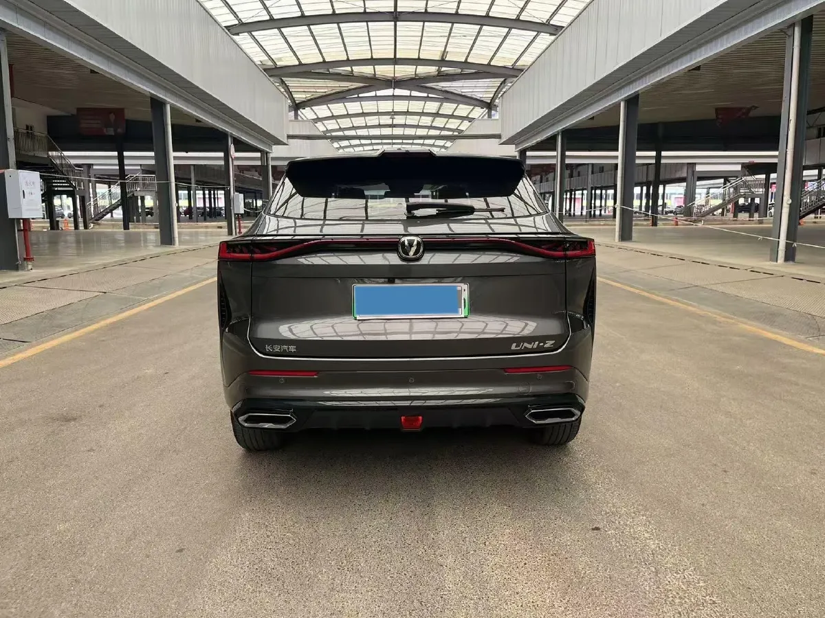 2024 ChangAn UNI-Z 1.5L 98HP L4 E-CVT PHEV 18.4KWH,autocango,china used car exporter,china ev exporter,chinese used car exporter,chinese used ev exporter