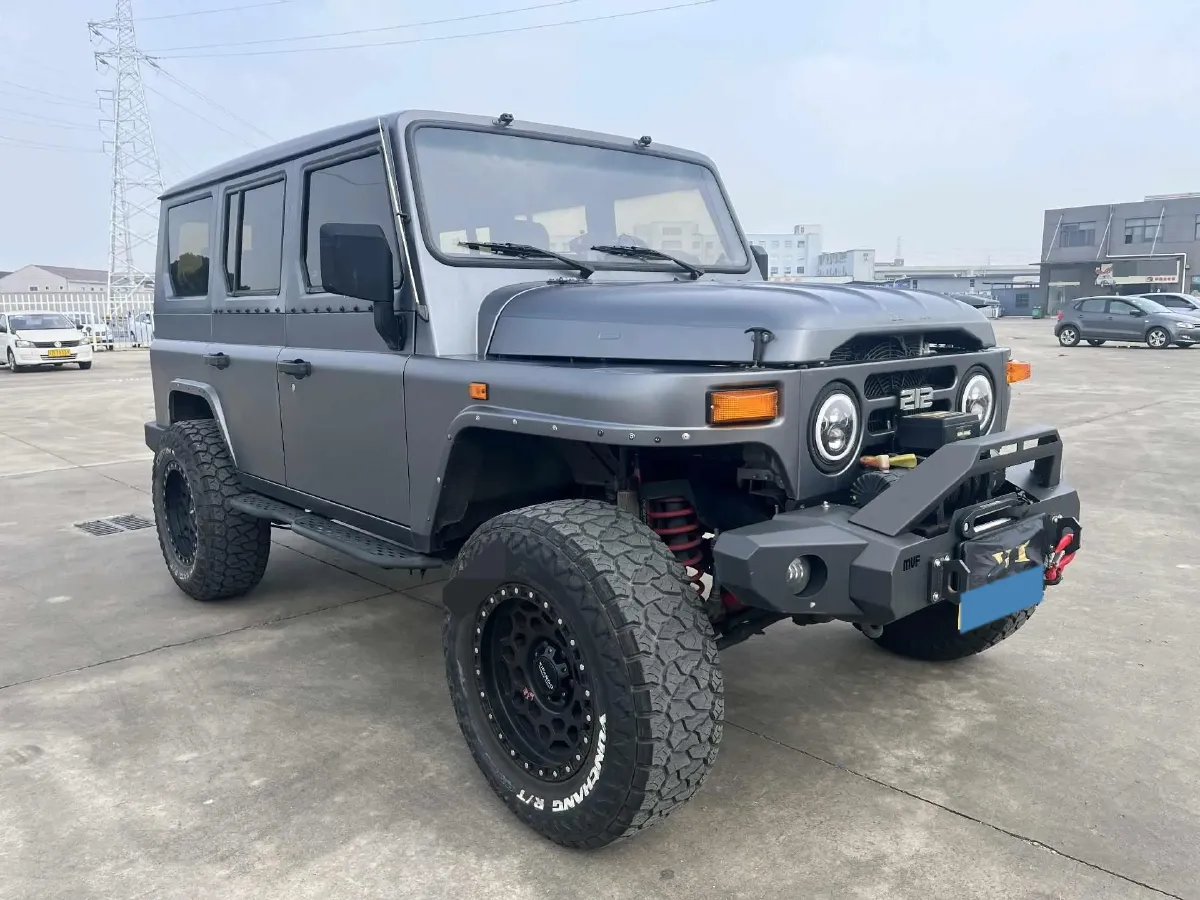 2023 BAW 212 2.4T 211HP L4 6MT,autocango,china used car exporter,china ev exporter,chinese used car exporter,chinese used ev exporter