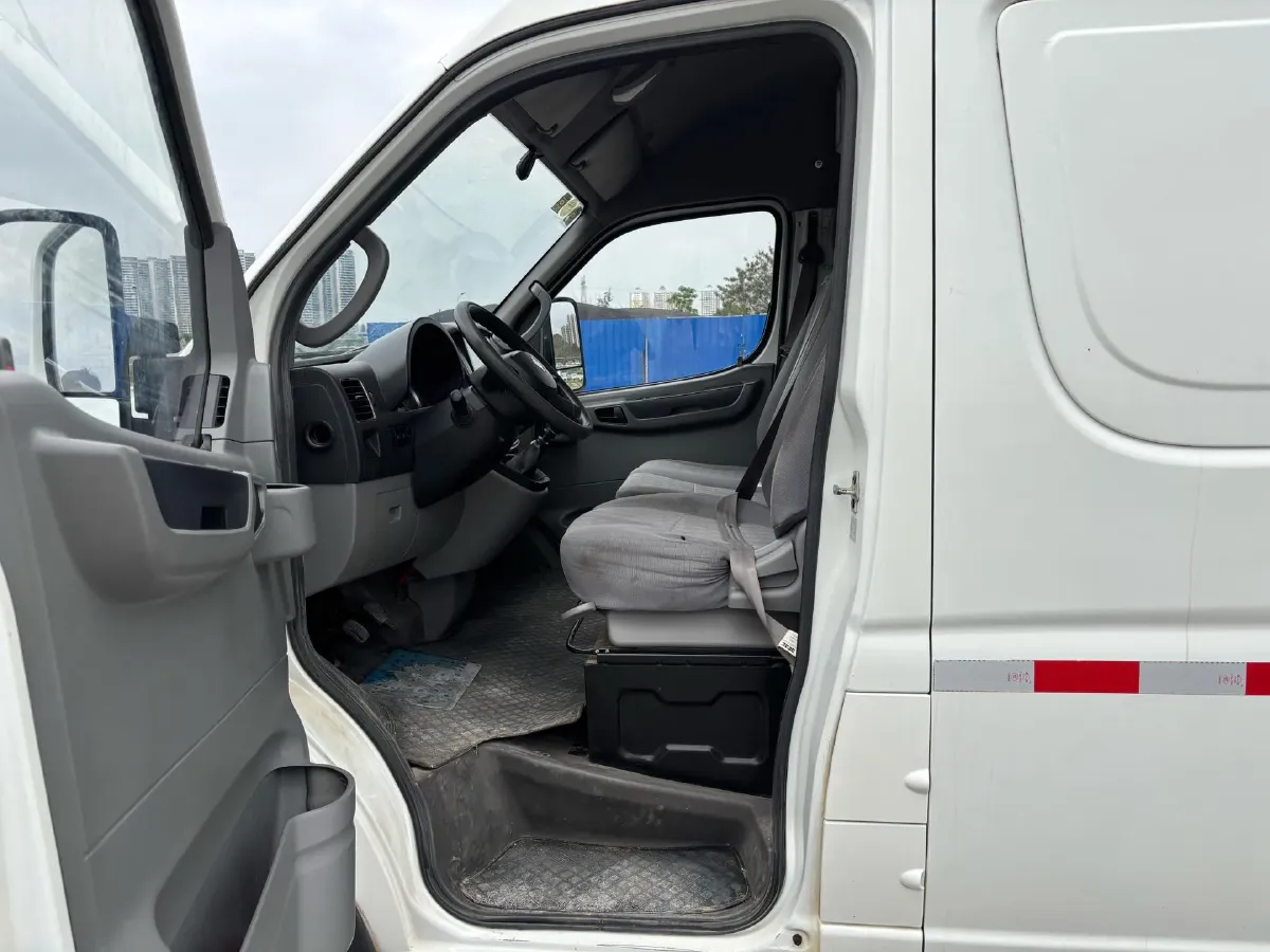 2018 DongFeng DFAC YuFeng 2.5T 136HP L4 6MT,autocango,china used car exporter,china ev exporter,chinese used car exporter,chinese used ev exporter