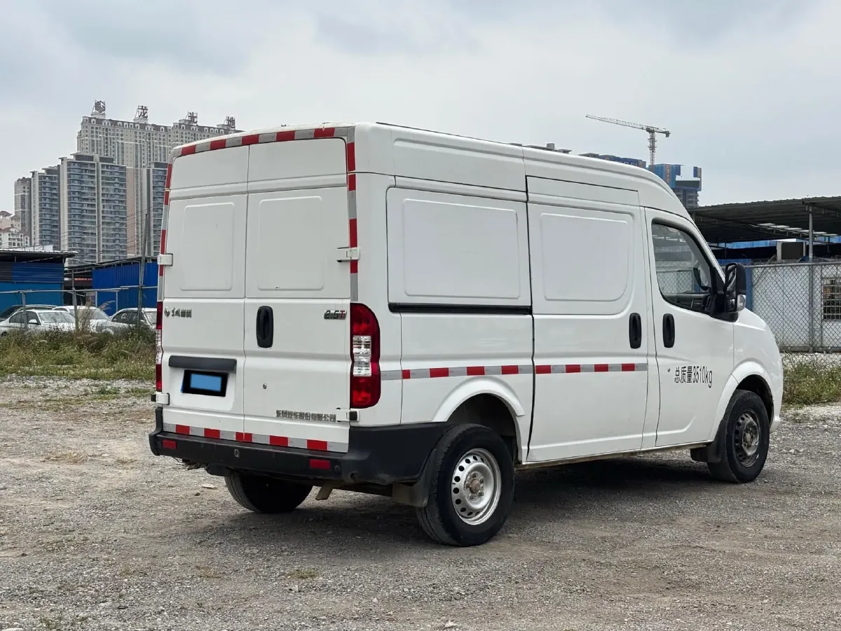 2018 DongFeng DFAC YuFeng 2.5T 136HP L4 6MT,autocango,china used car exporter,china ev exporter,chinese used car exporter,chinese used ev exporter