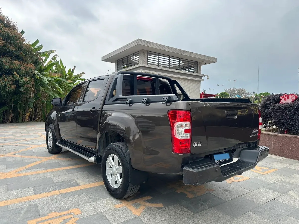 2020 Isuzu RE-MAX Jim 2.8T 120HP L4 5MT,autocango,china used car exporter,china ev exporter,chinese used car exporter,chinese used ev exporter