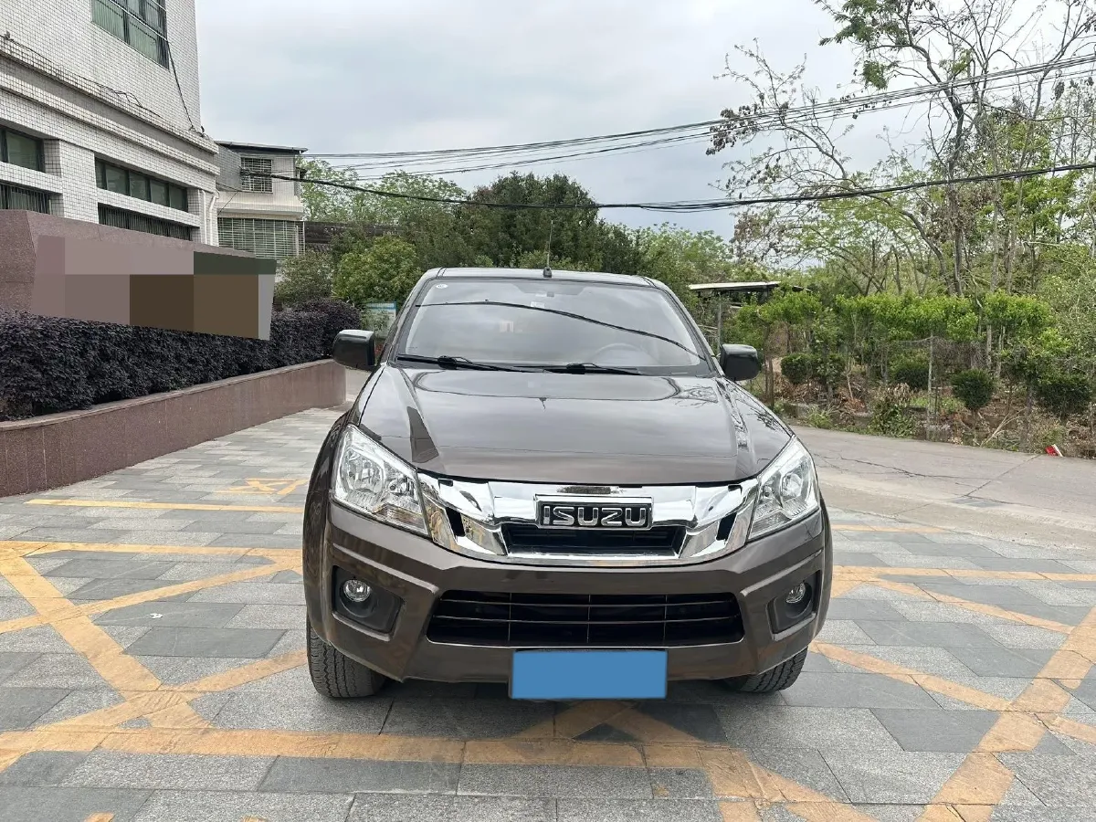 2020 Isuzu RE-MAX Jim 2.8T 120HP L4 5MT,autocango,china used car exporter,china ev exporter,chinese used car exporter,chinese used ev exporter