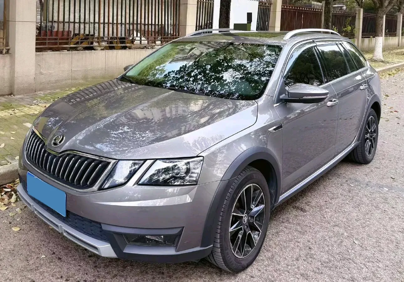 2018 Skoda Octavia 1.2T 116HP L4 7DCT,autocango,china used car exporter,china ev exporter,chinese used car exporter,chinese used ev exporter
