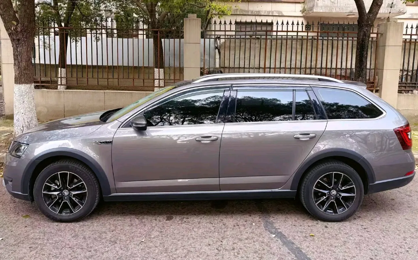 2018 Skoda Octavia 1.2T 116HP L4 7DCT,autocango,china used car exporter,china ev exporter,chinese used car exporter,chinese used ev exporter