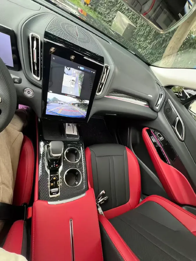 2023 HongQi HS3 1.5T 169HP L4 7DCT,autocango,china used car exporter,china ev exporter,chinese used car exporter,chinese used ev exporter