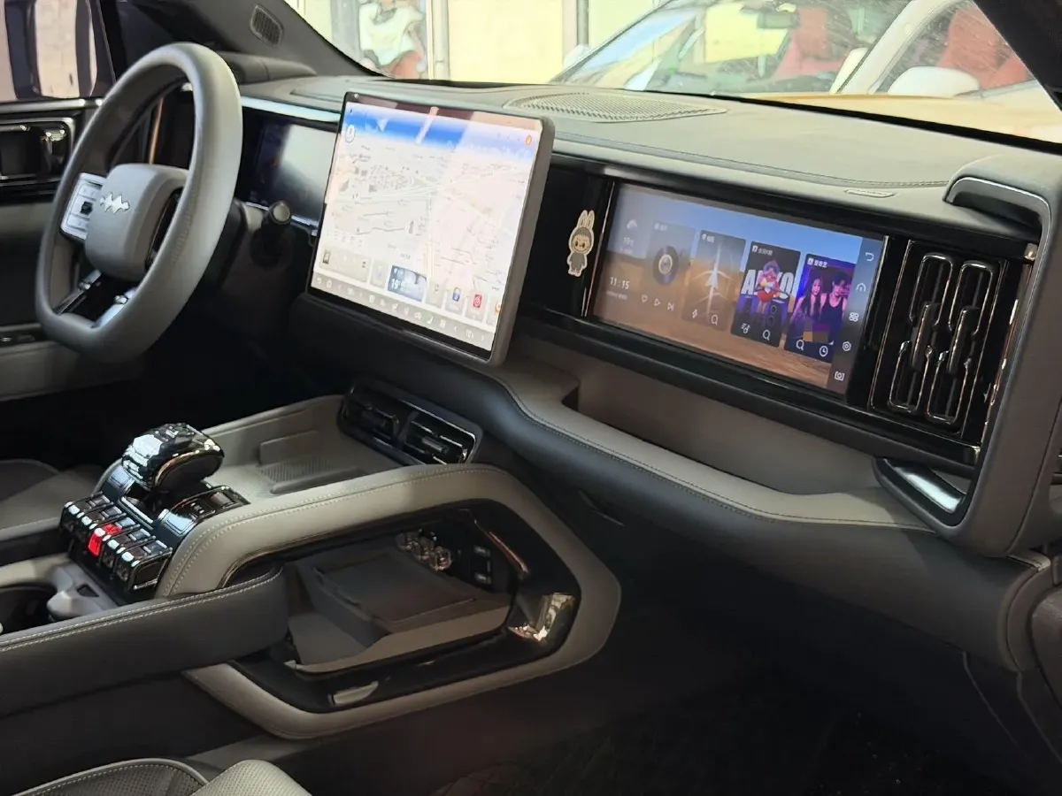 2023 FangChengBao Bao 5 1.5T 194HP L4 E-CVT PHEV 31.8KWH,autocango,china used car exporter,china ev exporter,chinese used car exporter,chinese used ev exporter