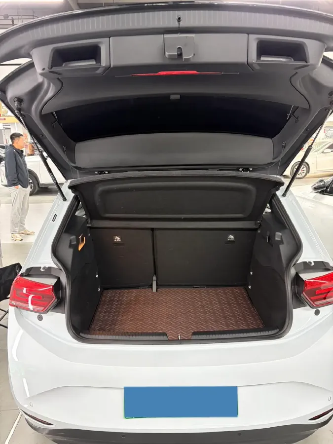 2023 Volkswagen ID.3 BEV 52.8KWH,autocango,china used car exporter,china ev exporter,chinese used car exporter,chinese used ev exporter