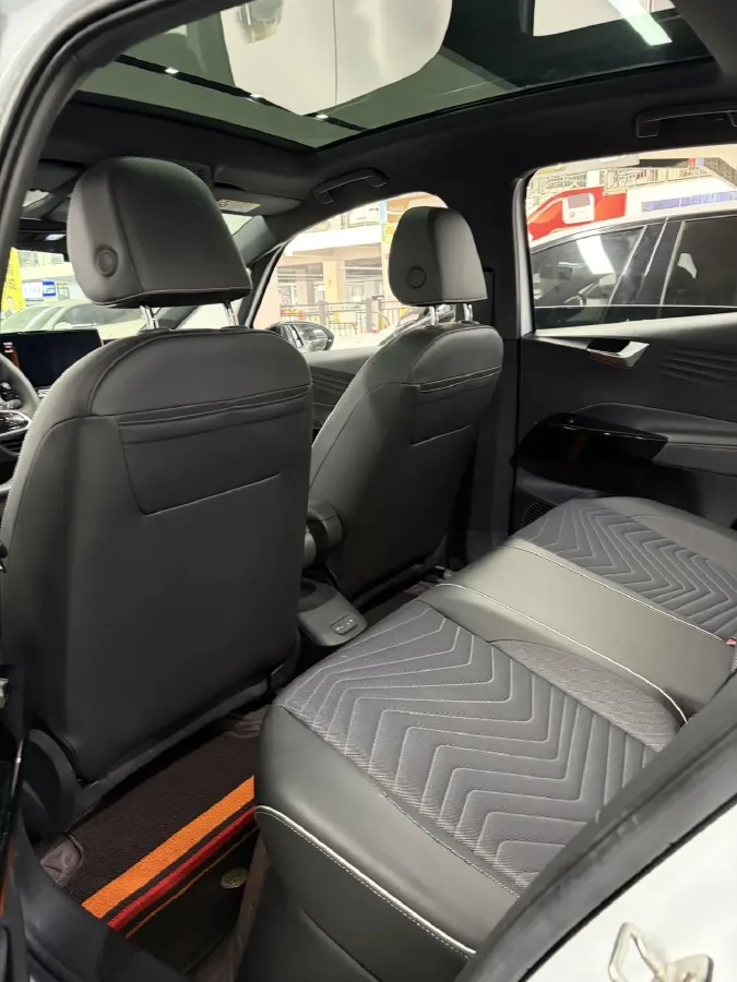 2023 Volkswagen ID.3 BEV 52.8KWH,autocango,china used car exporter,china ev exporter,chinese used car exporter,chinese used ev exporter