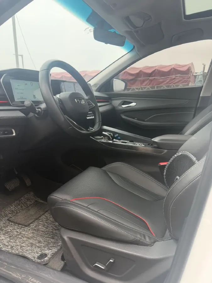 2022 Geely Binray 1.5T 181HP L4 7DCT,autocango,china used car exporter,china ev exporter,chinese used car exporter,chinese used ev exporter