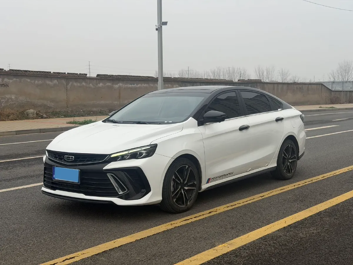 2022 Geely Binray 1.5T 181HP L4 7DCT,autocango,china used car exporter,china ev exporter,chinese used car exporter,chinese used ev exporter