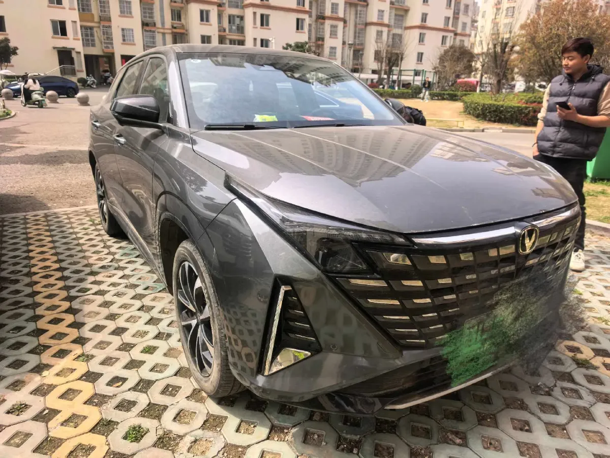 2024 ChangAn UNI-Z 1.5L 98HP L4 E-CVT PHEV 18.4KWH,autocango,china used car exporter,china ev exporter,chinese used car exporter,chinese used ev exporter