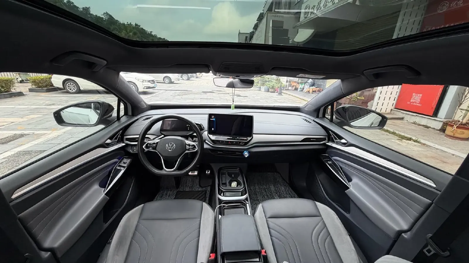 2022 Neta S Range Extended 231HP REEV 43.51KWH,autocango,china used car exporter,china ev exporter,chinese used car exporter,chinese used ev exporter