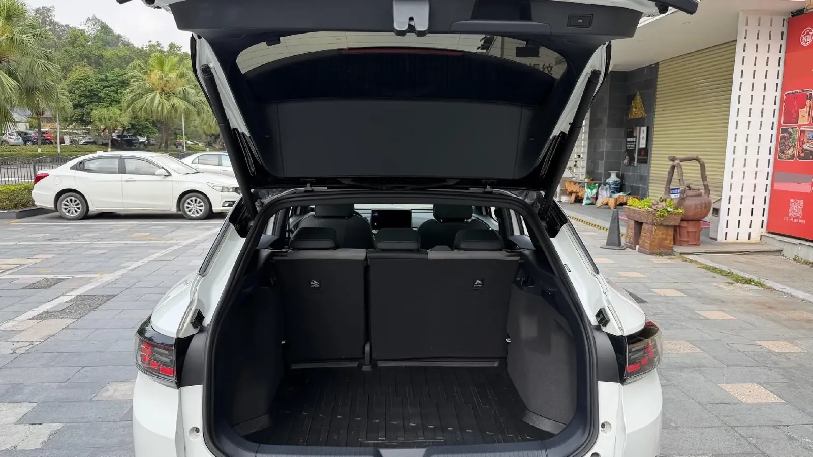 2022 Neta S Range Extended 231HP REEV 43.51KWH,autocango,china used car exporter,china ev exporter,chinese used car exporter,chinese used ev exporter