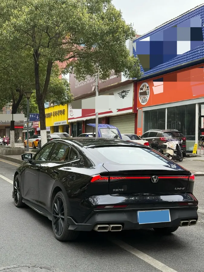 2024 ChangAn UNI-V 1.5T 188HP L4 7DCT,autocango,china used car exporter,china ev exporter,chinese used car exporter,chinese used ev exporter