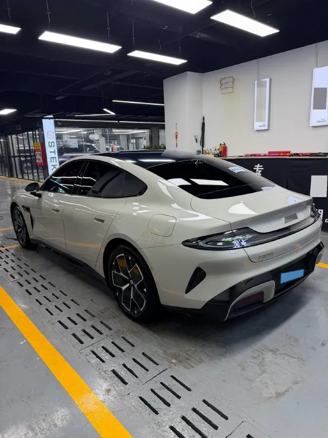 2024 MI SU7 BEV 73.6KWH,autocango,china used car exporter,china ev exporter,chinese used car exporter,chinese used ev exporter