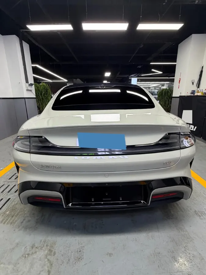 2024 MI SU7 BEV 73.6KWH,autocango,china used car exporter,china ev exporter,chinese used car exporter,chinese used ev exporter