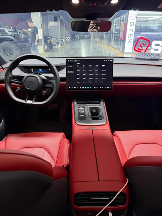 2024 MI SU7 BEV 73.6KWH,autocango,china used car exporter,china ev exporter,chinese used car exporter,chinese used ev exporter