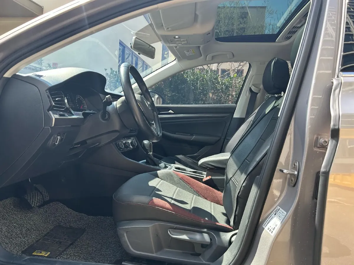 2020 Volkswagen Bora 1.5L 113HP L4 6AT,autocango,china used car exporter,china ev exporter,chinese used car exporter,chinese used ev exporter