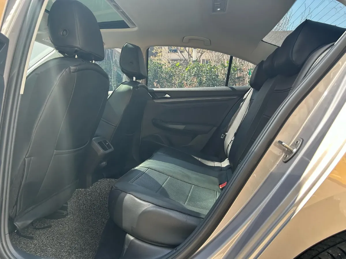 2020 Volkswagen Bora 1.5L 113HP L4 6AT,autocango,china used car exporter,china ev exporter,chinese used car exporter,chinese used ev exporter