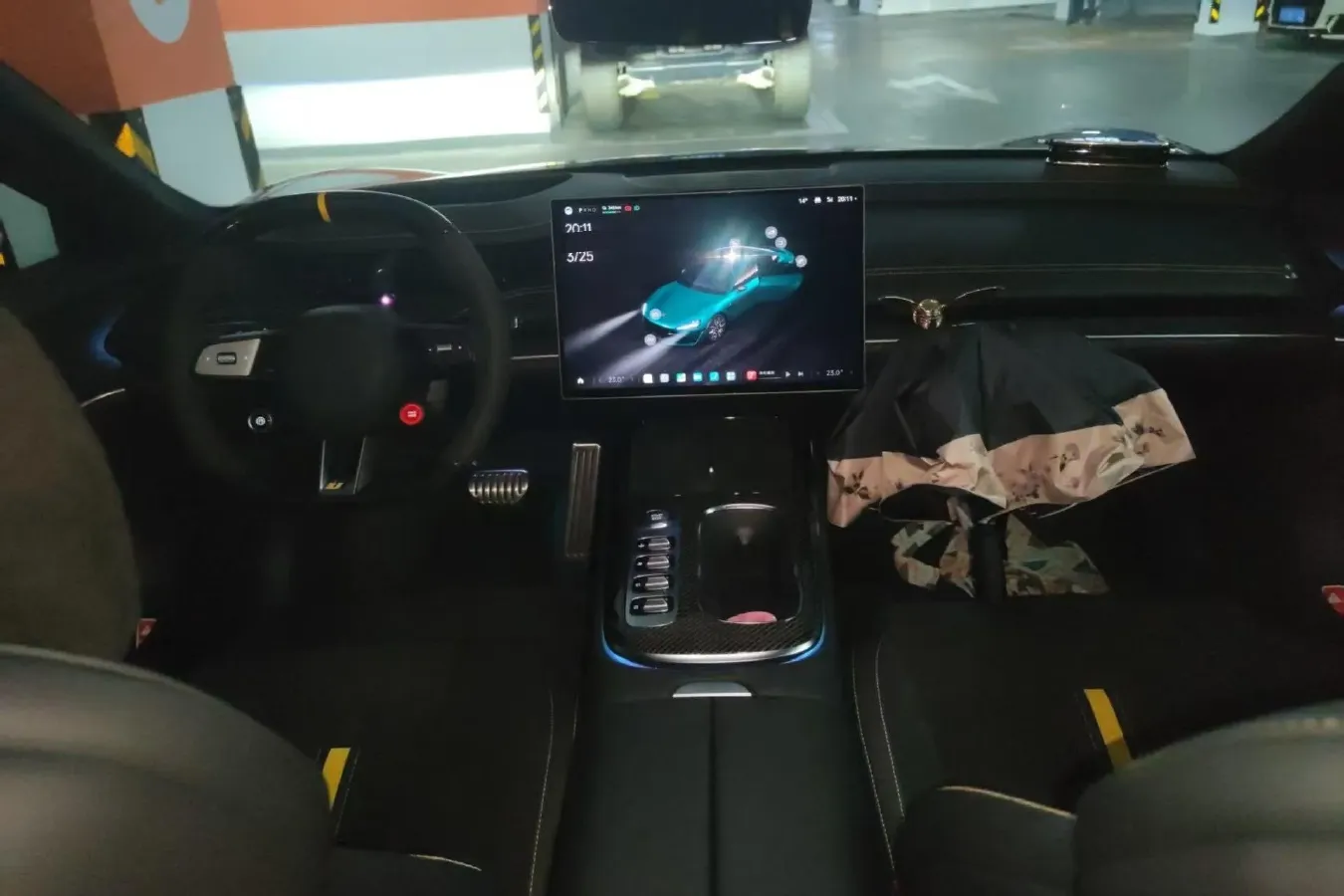 2025 MI SU7 Ultra BEV 93.7KWH,autocango,china used car exporter,china ev exporter,chinese used car exporter,chinese used ev exporter