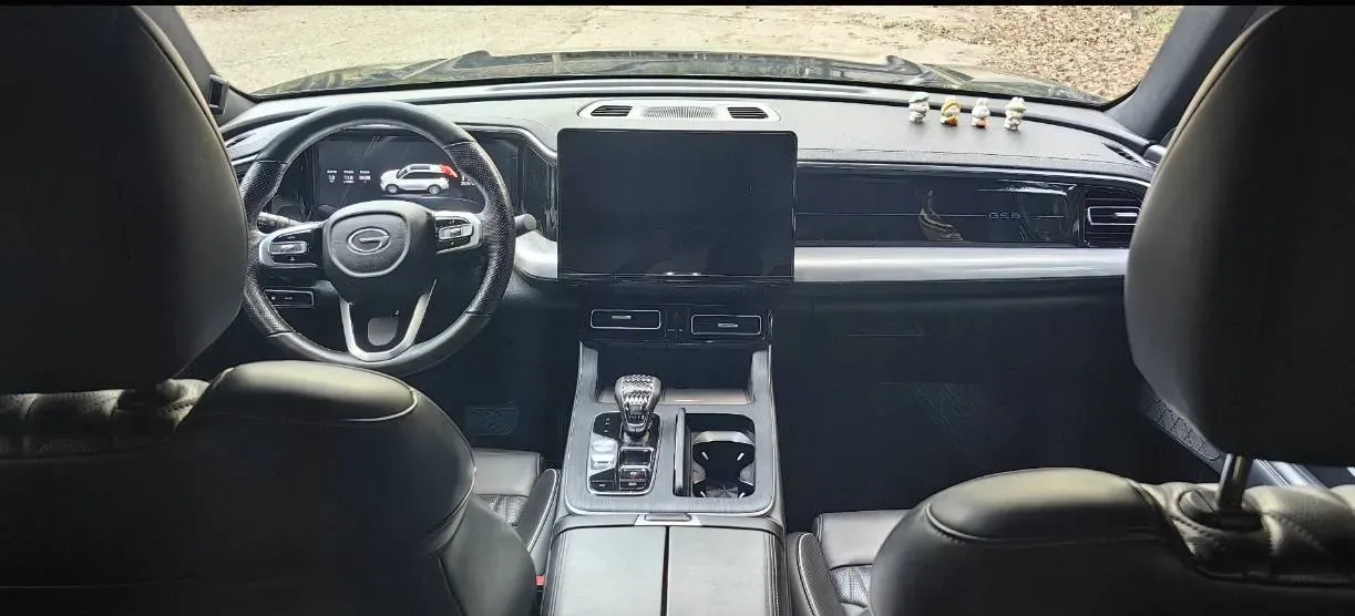 2024 GAC Trumpchi GS8 2.0T 252HP L4 8AT,autocango,china used car exporter,china ev exporter,chinese used car exporter,chinese used ev exporter