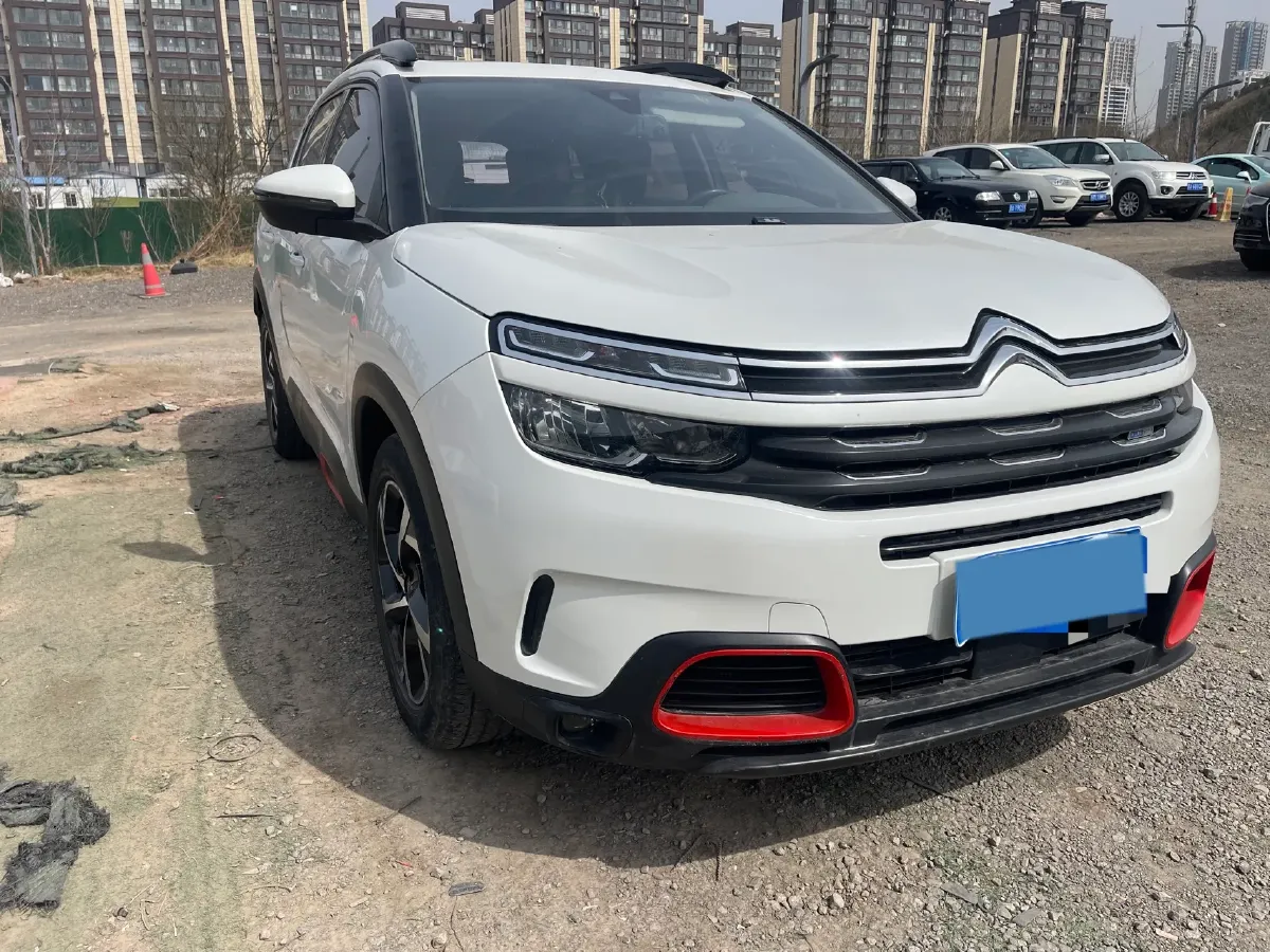 2017 Citroen C5 Aircross 1.8T 204HP L4 6AT,autocango,china used car exporter,china ev exporter,chinese used car exporter,chinese used ev exporter