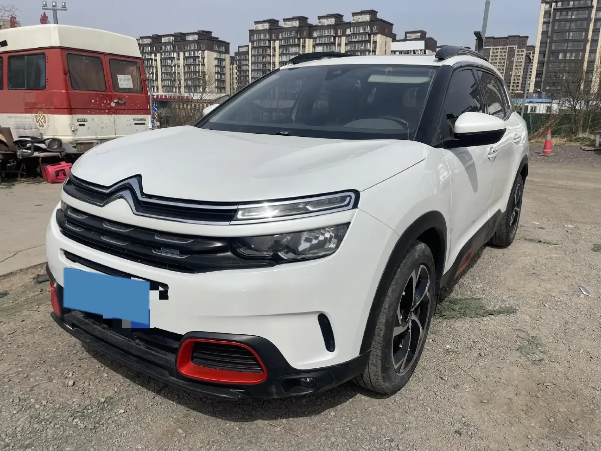 2017 Citroen C5 Aircross 1.8T 204HP L4 6AT,autocango,china used car exporter,china ev exporter,chinese used car exporter,chinese used ev exporter