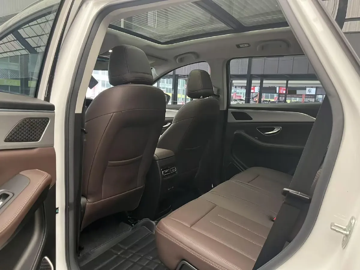 2023 Jetour X90 Plus 1.6T 197HP L4 7DCT,autocango,china used car exporter,china ev exporter,chinese used car exporter,chinese used ev exporter