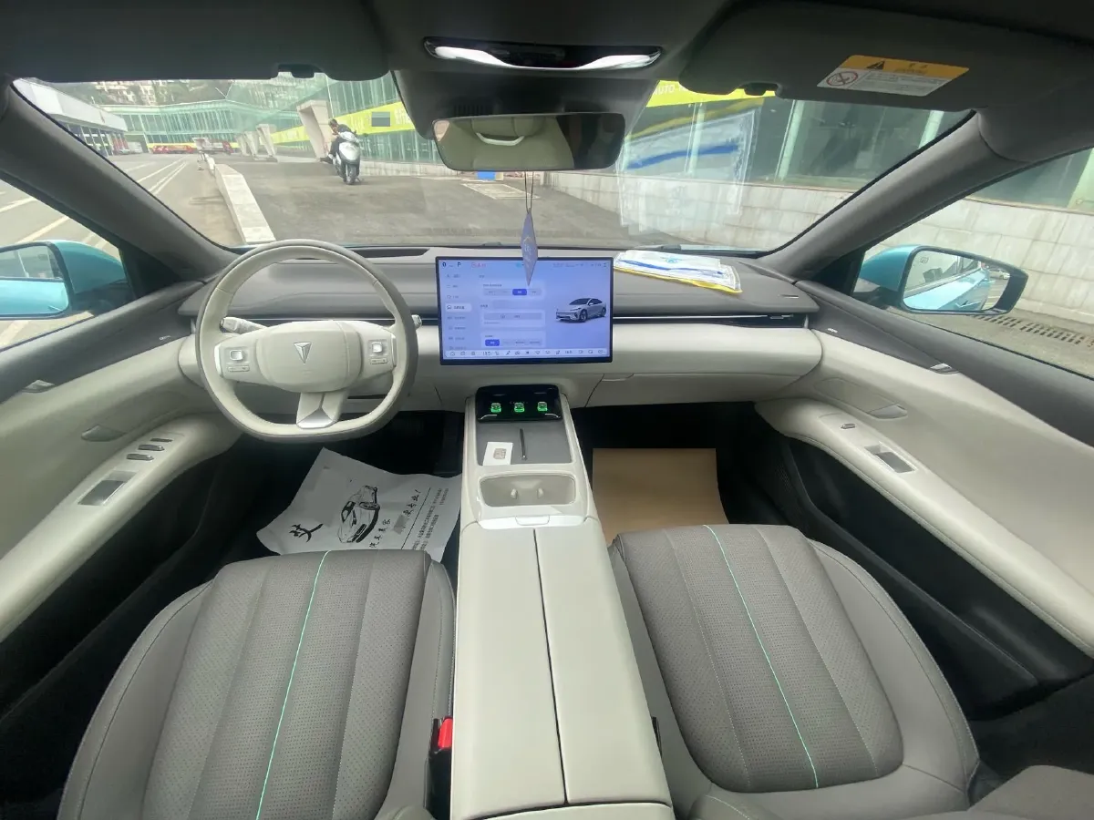 2024 Deepal L07 1.5L 98HP L4 REEV 28.39KWH,autocango,china used car exporter,china ev exporter,chinese used car exporter,chinese used ev exporter