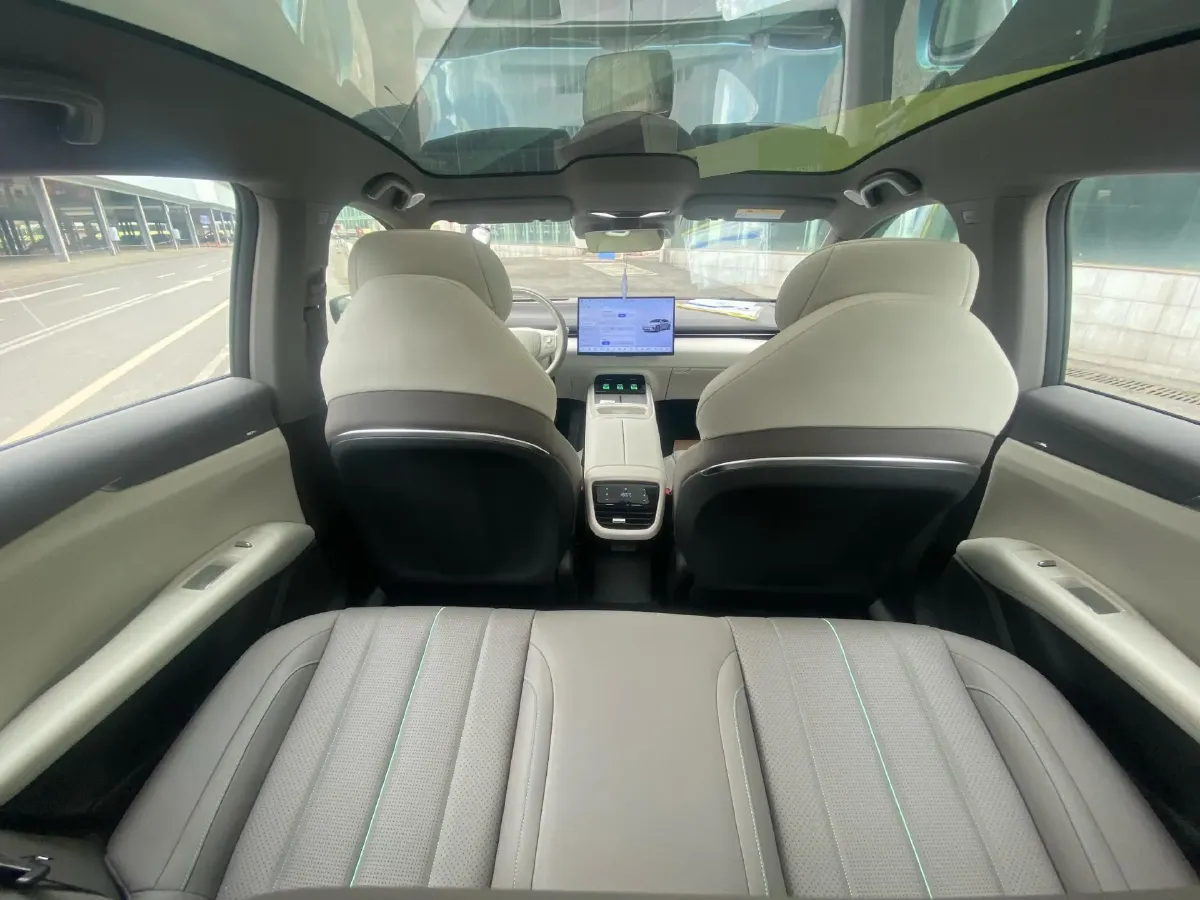 2024 Deepal L07 1.5L 98HP L4 REEV 28.39KWH,autocango,china used car exporter,china ev exporter,chinese used car exporter,chinese used ev exporter