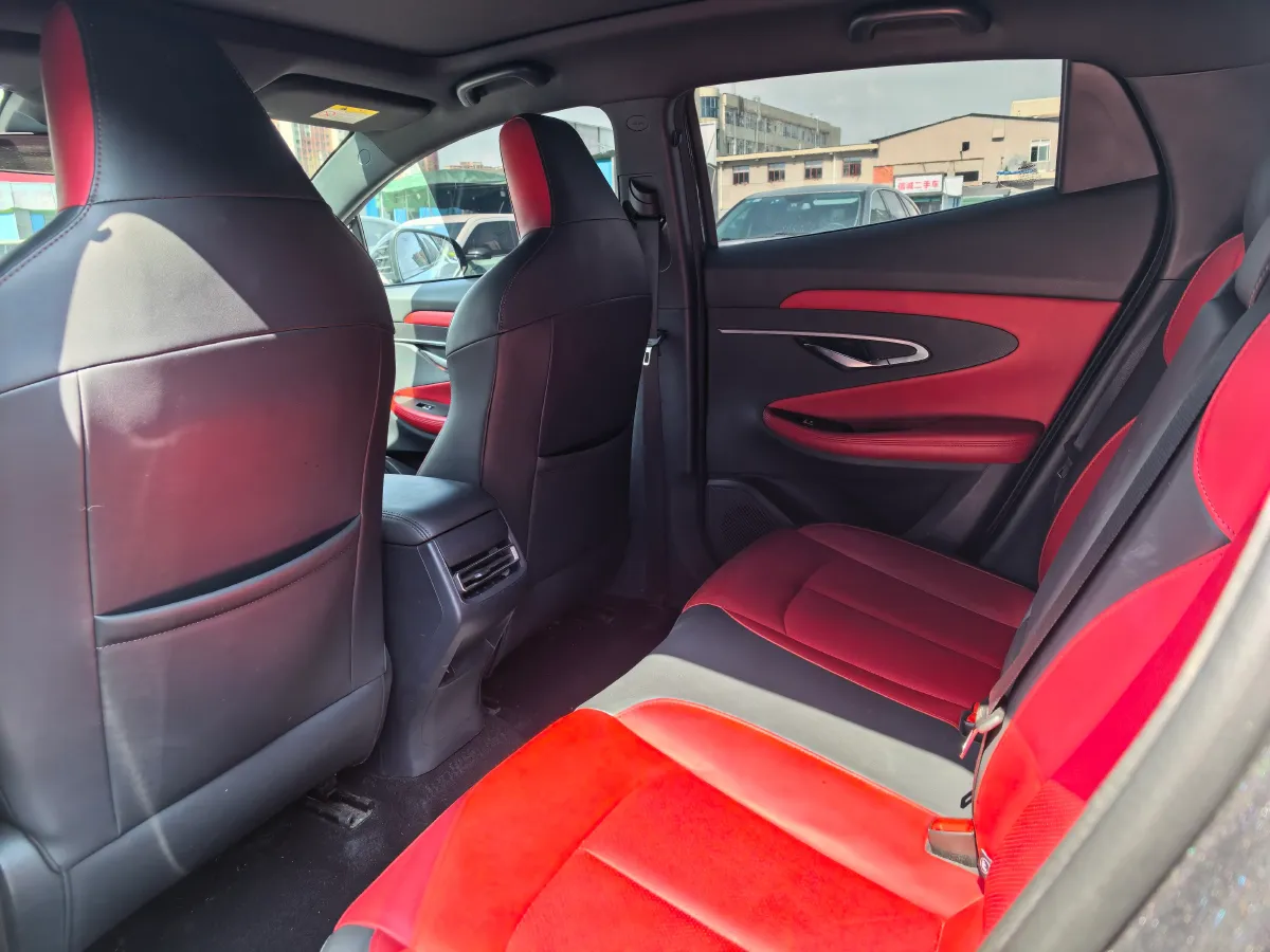 2020 ChangAn UNI-T 1.5T 180HP L4 7DCT,autocango,china used car exporter,china ev exporter,chinese used car exporter,chinese used ev exporter