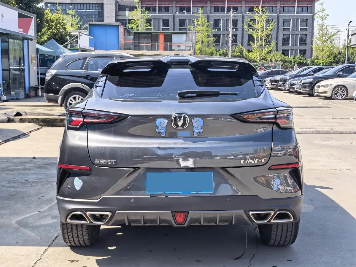 2020 ChangAn UNI-T 1.5T 180HP L4 7DCT,autocango,china used car exporter,china ev exporter,chinese used car exporter,chinese used ev exporter