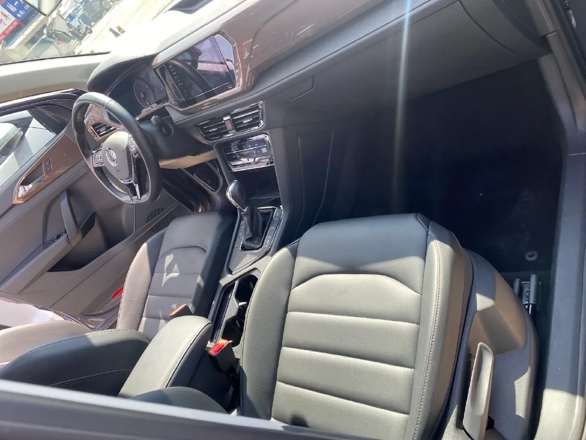 2021 Volkswagen Tharu 1.4T 150HP L4 7DCT,autocango,china used car exporter,china ev exporter,chinese used car exporter,chinese used ev exporter