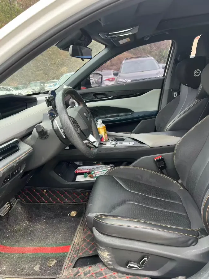 2022 ChangAn UNI-V 1.5T 188HP L4 7DCT,autocango,china used car exporter,china ev exporter,chinese used car exporter,chinese used ev exporter