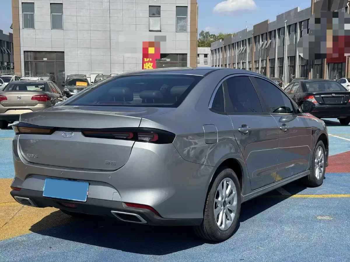 2021 KaiYi XuanDu 1.5T 156HP L4 5MT,autocango,china used car exporter,china ev exporter,chinese used car exporter,chinese used ev exporter