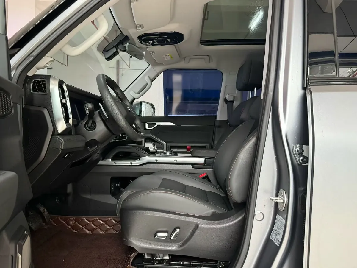 2023 Jetour Traveller 1.5T 184HP L4 7DCT,autocango,china used car exporter,china ev exporter,chinese used car exporter,chinese used ev exporter