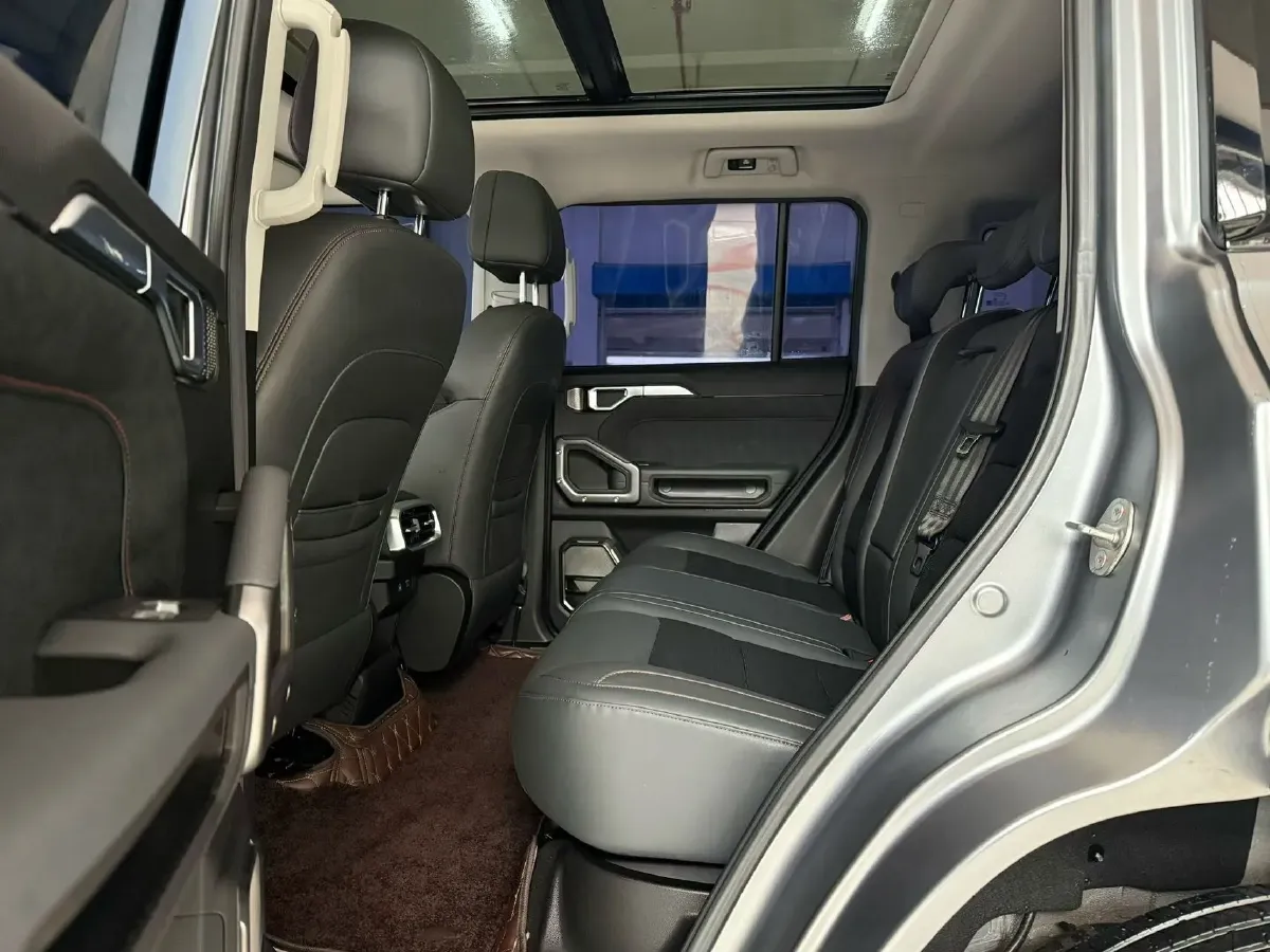 2023 Jetour Traveller 1.5T 184HP L4 7DCT,autocango,china used car exporter,china ev exporter,chinese used car exporter,chinese used ev exporter