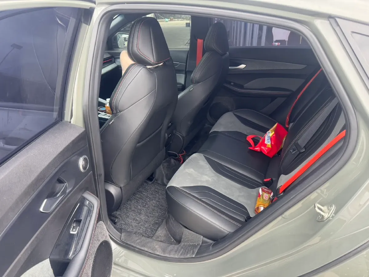 2022 Geely Binray 1.5T 181HP L4 7DCT,autocango,china used car exporter,china ev exporter,chinese used car exporter,chinese used ev exporter