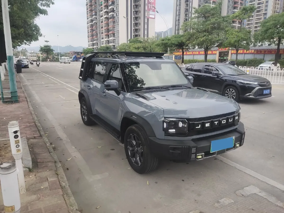 2024 Jetour ShanHai TravellerC-DM 1.5T 156HP L4 3DHT PHEV 26.7KWH,autocango,china used car exporter,china ev exporter,chinese used car exporter,chinese used ev exporter
