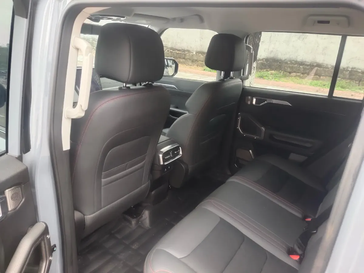 2024 Jetour ShanHai TravellerC-DM 1.5T 156HP L4 3DHT PHEV 26.7KWH,autocango,china used car exporter,china ev exporter,chinese used car exporter,chinese used ev exporter